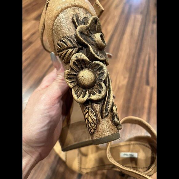 RARE Miu Miu Carved Wooden Heel Sandals 9.5 [pin-up rockabilly] - Picture 8 of 8